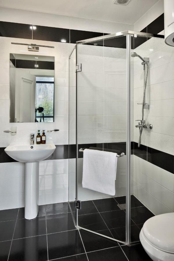 Modern Apartment In Dilijan With Great View Exterior photo